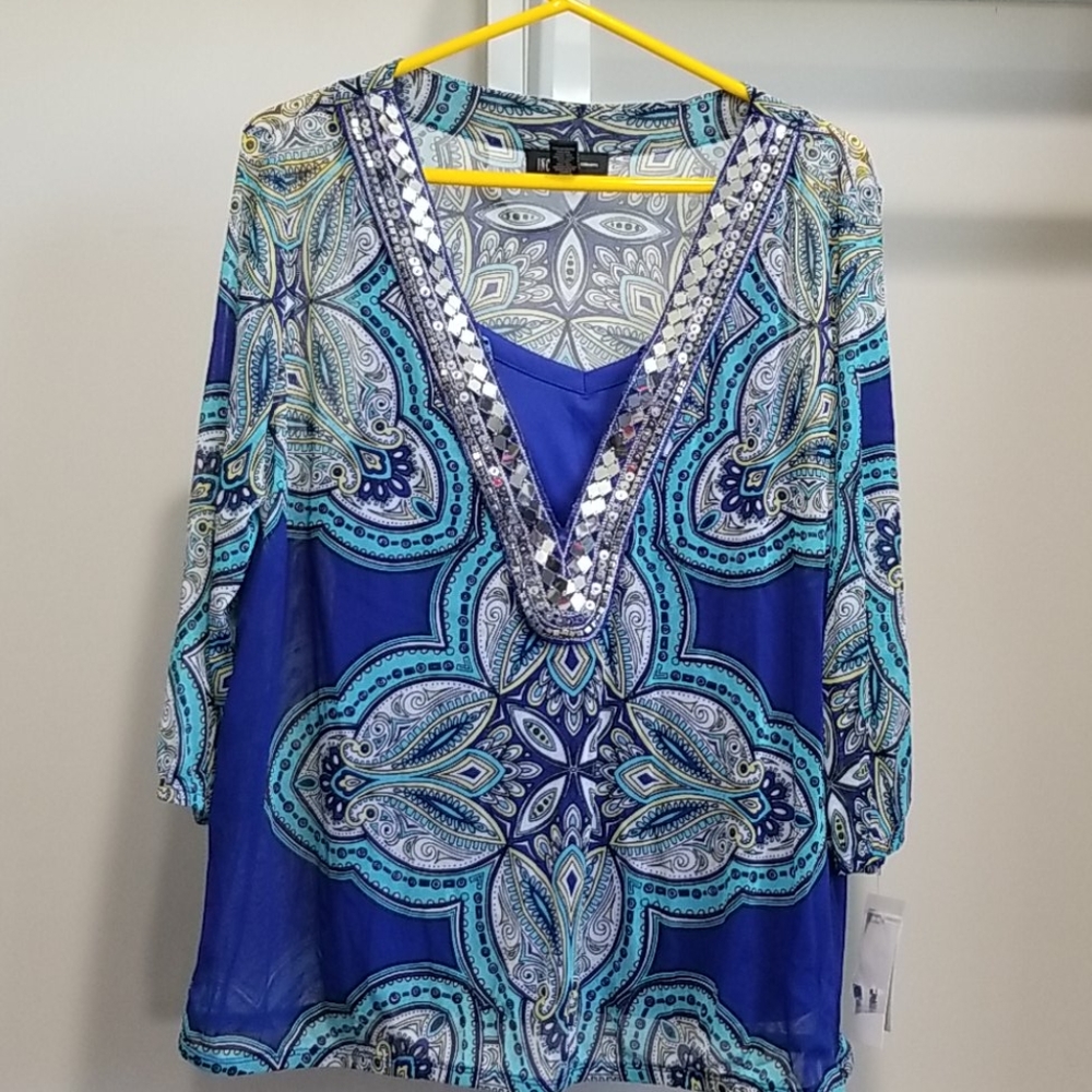 NWT INC sparkly top